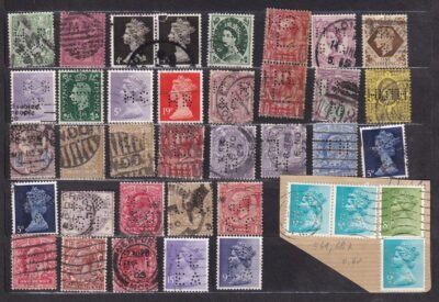 32 db Nagy-Britannia – perfin bélyeg
