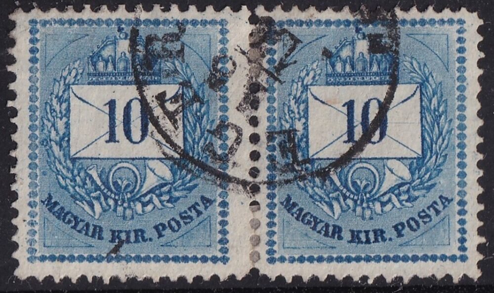 1874. 10 kr párban- sötétkék szín (éjkék) - gyöngykeret DURVA javítással