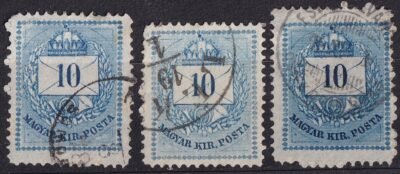 3 db 1874-es 10 krajcár, azonos ívhelyről. Javított gyöngysorral és ismétlődő lemezhibával a bal alsó háromszögben