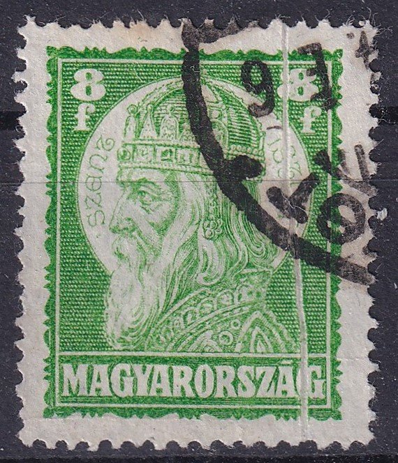 IMG_20251027_0021.3 1928. Szent István 8 f függőleges papír ránccal