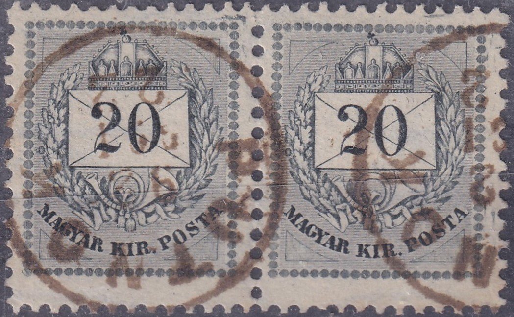 1881. 20 kr /E/ – fésűs fogazású pár. Érdekesség: a fogazat felül megugrott, emiatt a bélyeg magasabb a szokásosnál!