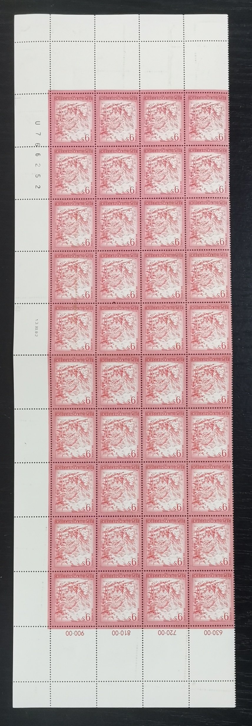 1982. Ausztria, 9 Shilling 40 db-os ívrészlet üresmezővel