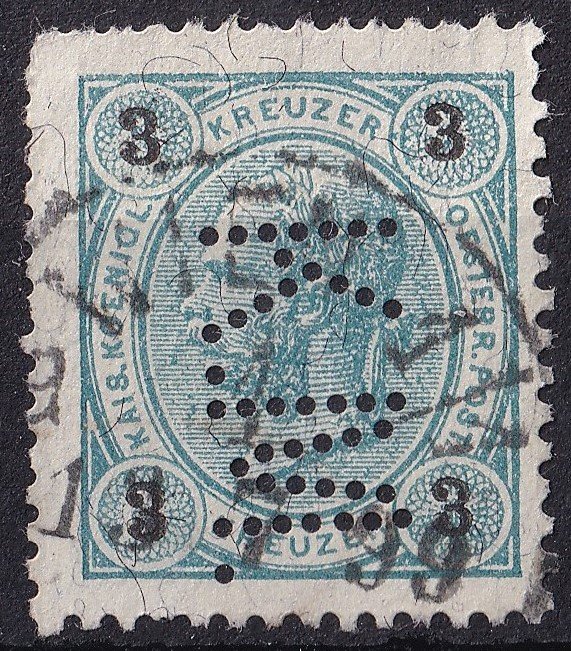 1890. Ausztria, 3Kr *K.M.* céglyukasztással (perfin)