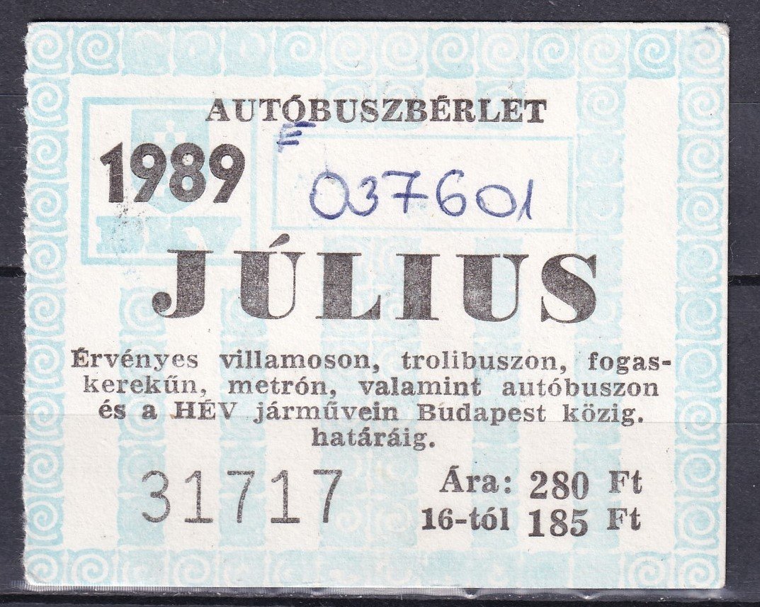 1989. Budapest, Autóbusz bérlet – JÚLIUS