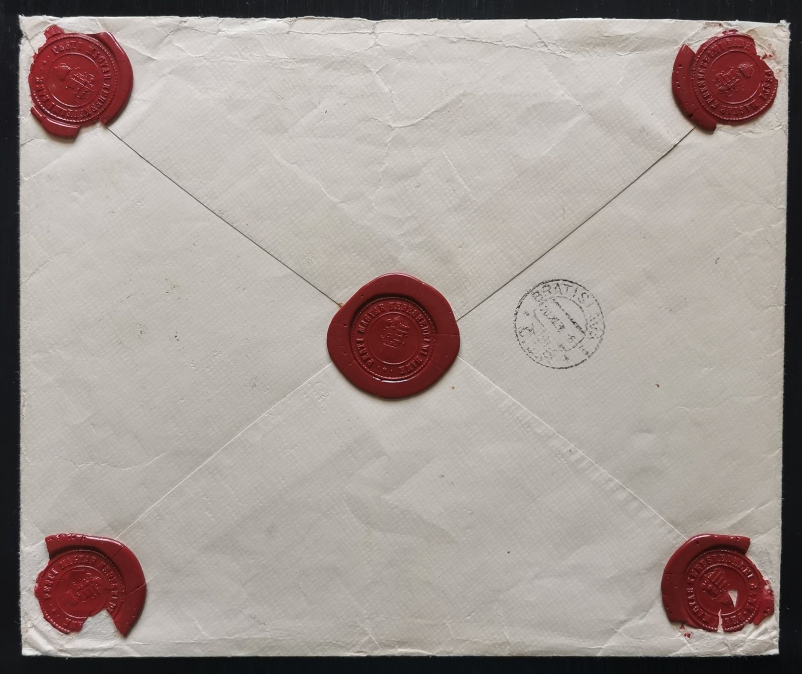 1930. Budapest–Bratislava banki értéklevél („Lettre de valeur”). Pesti Magyar Kereskedelmi Bank küldeménye cseh korona bankjegyekkel (15.456 pengő értékben)