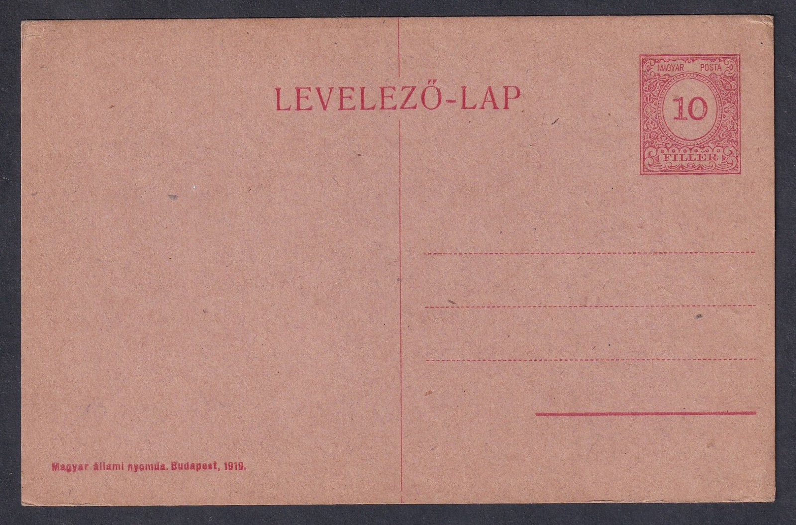IMG_20260317_0003 1918. használatlan, 10f díjjegyes levelezőlap – Köztársaság kiadás címer nélkül és kivésett: „Kir” – (homokszínű papír helyett barnás-vöröses)