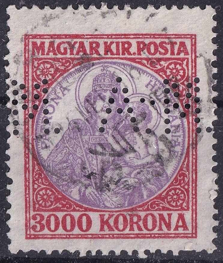 *AM* céglyukasztás (perfin)