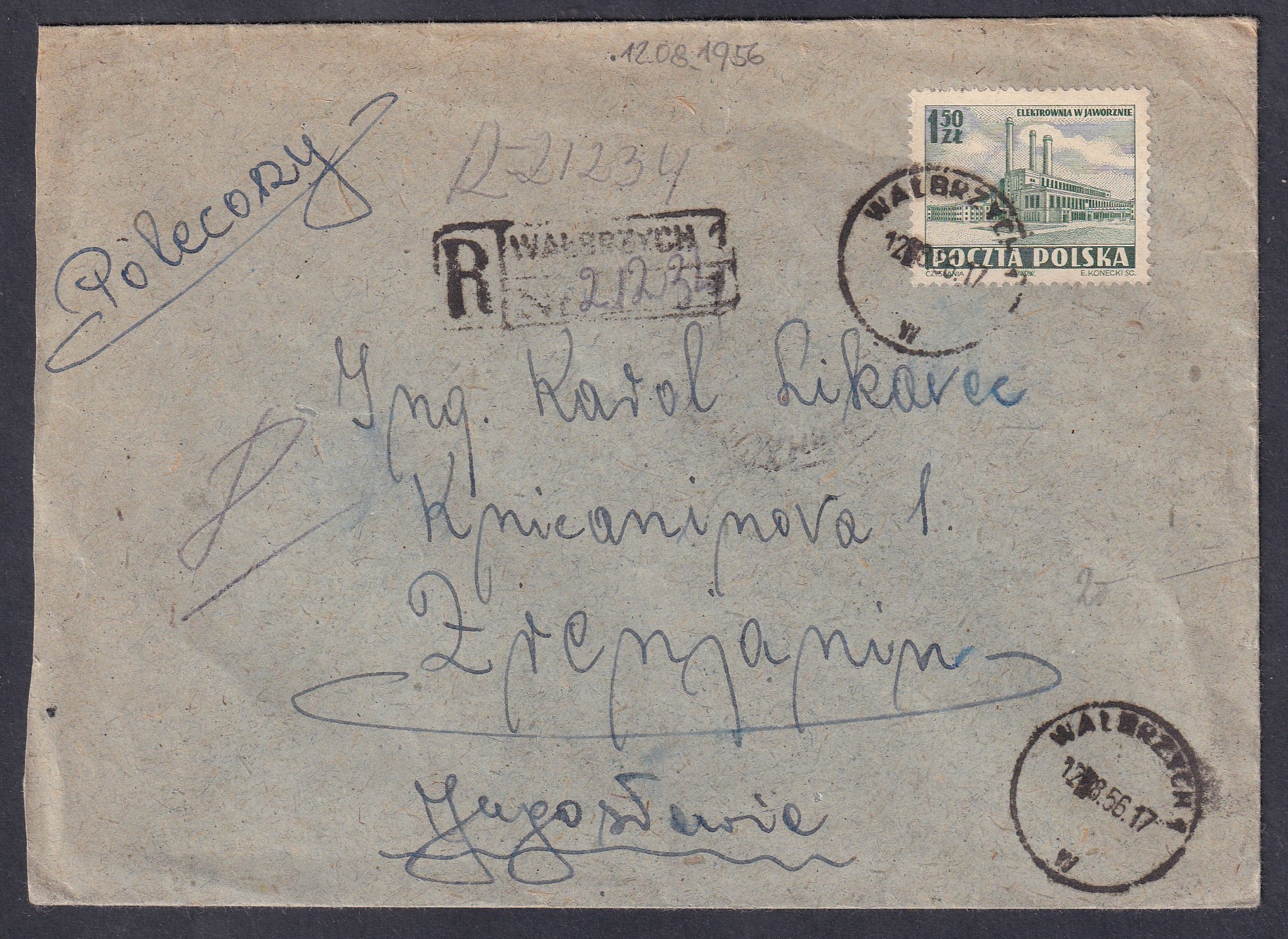IMG_20260514_0017 1956. Lengyelország, ajánlott levél Wałbrzychből Zrenjaninba (Jugoszlávia), 50 złotys bérmentesítéssel és „R” ajánlási bélyegzéssel. A küldeményen tiszta „WAŁBRZYCH” körbélyegzések, valamint kéziratos postai kezelési jelzések láthatók.