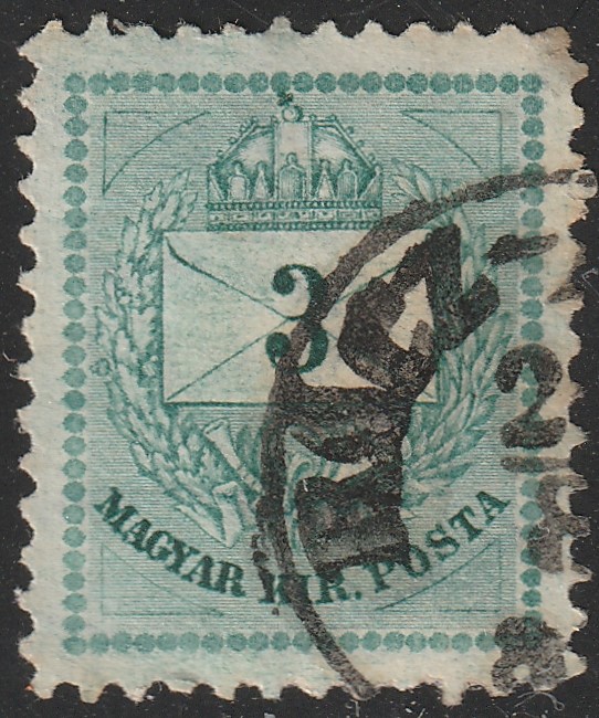 1881. 3 kr, zöld alapnyomat-szerű elszíneződéssel; a jelenség a nyomólemez szennyeződése miatt keletkezett