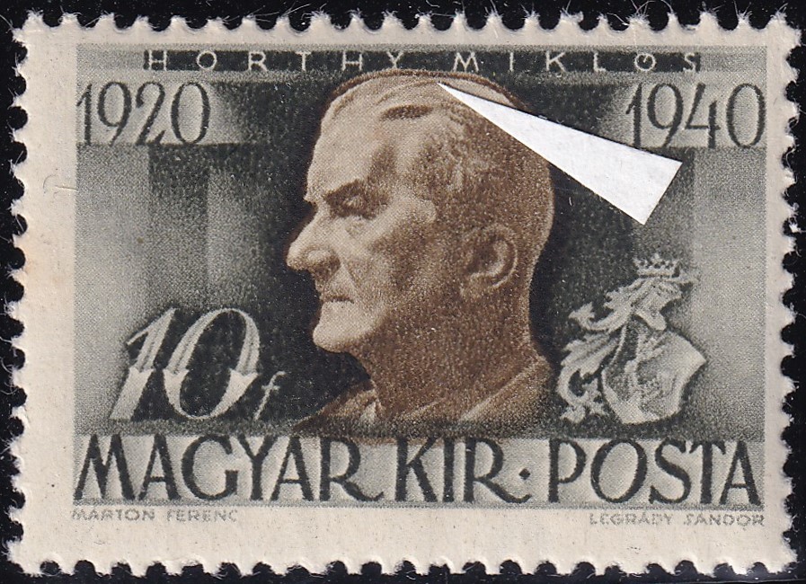 1940. Horthy Miklós kormányzóságának 20. évfordulója 10 fillér – színelcsúszással.