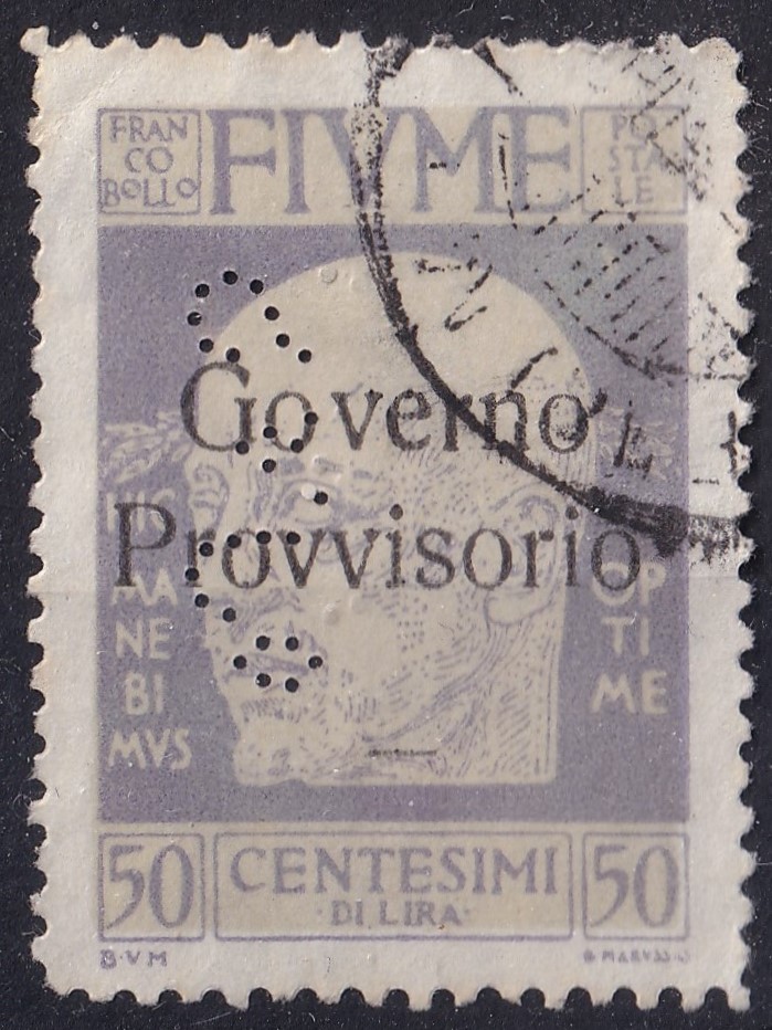 1919. Fiume 50 centes bélyeg „S&Co” céglyukasztással (perfin) – magyar bélyegeken 1902-től ismert ritka „túlélő” perfin