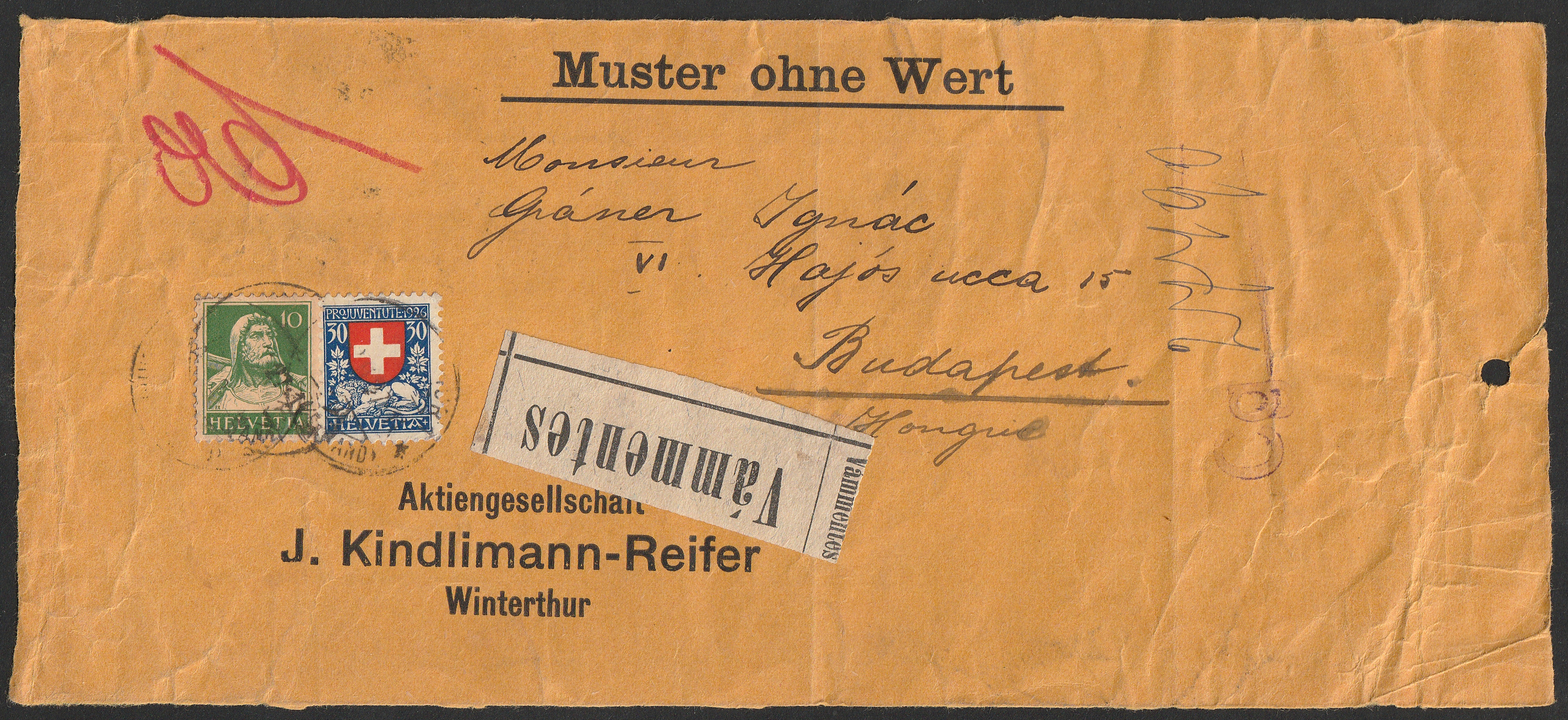 1926(?) Svájc – Winterthurból Budapestre küldött, „Muster ohne Wert” (érték nélküli áruminta) feliratú céges boríték-előlapja, 40 centimes bérmentesítéssel, közte 1926-os Pro Juventute 30 centimes bélyeggel. Kétnyelvű „Vámmentes / Zollamtlich frei” vámkezelési zárócímkével.